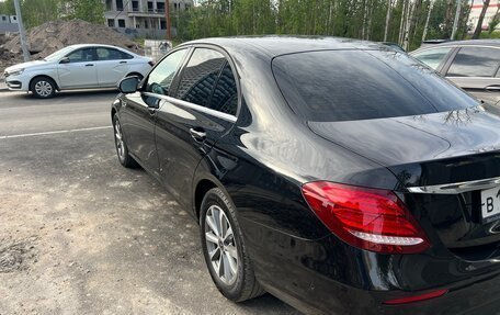 Mercedes-Benz E-Класс, 2017 год, 3 000 000 рублей, 16 фотография