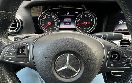 Mercedes-Benz E-Класс, 2017 год, 3 000 000 рублей, 22 фотография