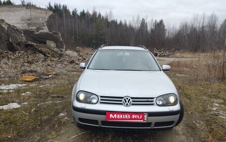 Volkswagen Golf IV, 2002 год, 300 000 рублей, 2 фотография