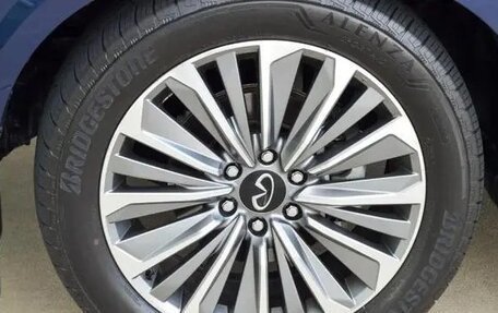 Infiniti QX80, 2025 год, 11 288 000 рублей, 8 фотография