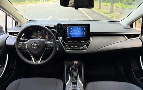 Toyota Corolla, 2021 год, 1 700 000 рублей, 10 фотография