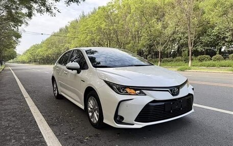 Toyota Corolla, 2021 год, 1 700 000 рублей, 3 фотография