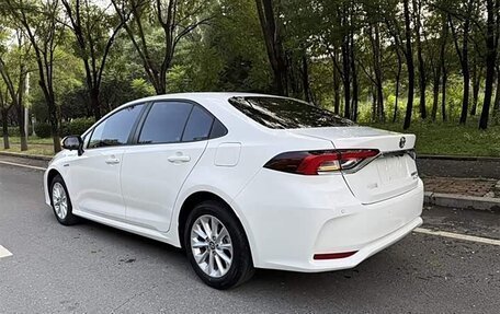 Toyota Corolla, 2021 год, 1 700 000 рублей, 5 фотография