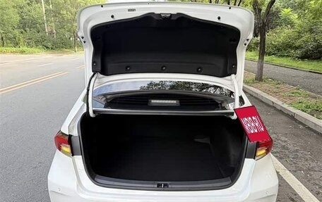 Toyota Corolla, 2021 год, 1 700 000 рублей, 8 фотография