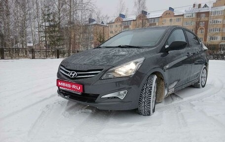 Hyundai Solaris II рестайлинг, 2014 год, 750 000 рублей, 1 фотография