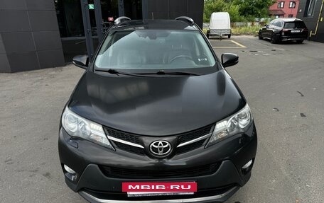 Toyota RAV4, 2014 год, 1 600 000 рублей, 6 фотография