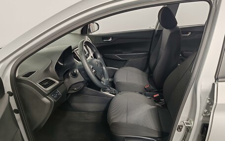 Hyundai Solaris II рестайлинг, 2021 год, 1 590 000 рублей, 16 фотография