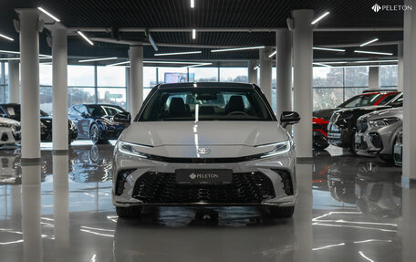 Toyota Camry, 2025 год, 4 750 000 рублей, 3 фотография