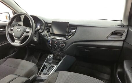 Hyundai Solaris II рестайлинг, 2021 год, 1 490 000 рублей, 12 фотография