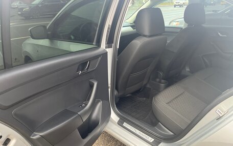 Skoda Rapid I, 2016 год, 1 075 000 рублей, 6 фотография