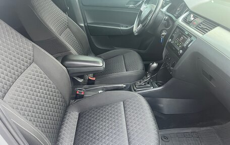 Skoda Rapid I, 2016 год, 1 075 000 рублей, 9 фотография