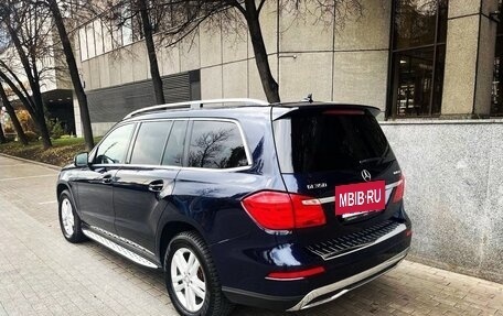 Mercedes-Benz GL-Класс, 2015 год, 4 900 000 рублей, 4 фотография