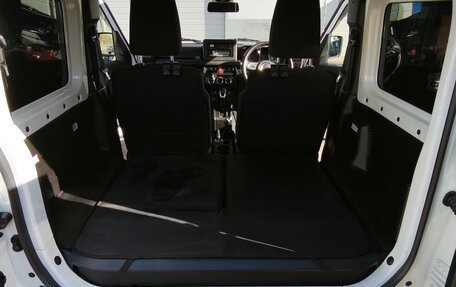 Suzuki Jimny, 2019 год, 1 850 000 рублей, 23 фотография