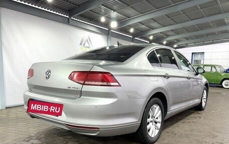 Volkswagen Passat B8 рестайлинг, 2017 год, 1 750 000 рублей, 5 фотография