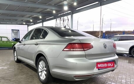 Volkswagen Passat B8 рестайлинг, 2017 год, 1 750 000 рублей, 3 фотография
