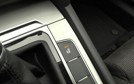 Volkswagen Passat B8 рестайлинг, 2017 год, 1 750 000 рублей, 15 фотография