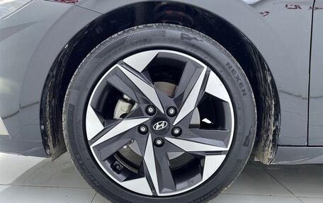 Hyundai Elantra, 2021 год, 1 360 000 рублей, 11 фотография