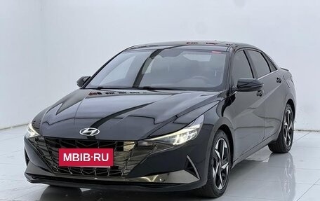 Hyundai Elantra, 2021 год, 1 360 000 рублей, 3 фотография