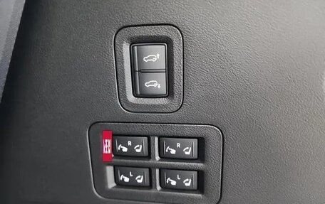 Infiniti QX80, 2025 год, 13 087 000 рублей, 18 фотография