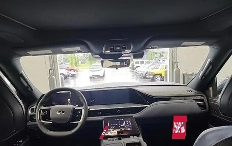 Infiniti QX80, 2025 год, 13 087 000 рублей, 12 фотография