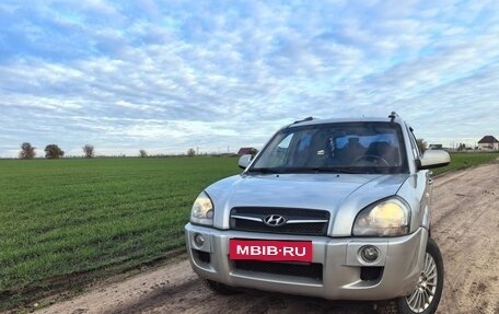 Hyundai Tucson III, 2008 год, 880 000 рублей, 1 фотография