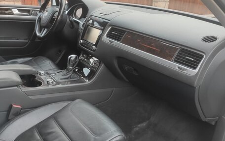 Volkswagen Touareg III, 2012 год, 1 600 000 рублей, 7 фотография