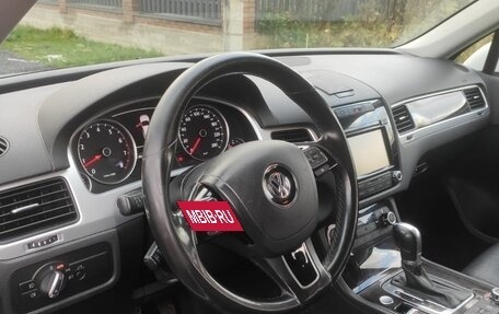 Volkswagen Touareg III, 2012 год, 1 600 000 рублей, 8 фотография