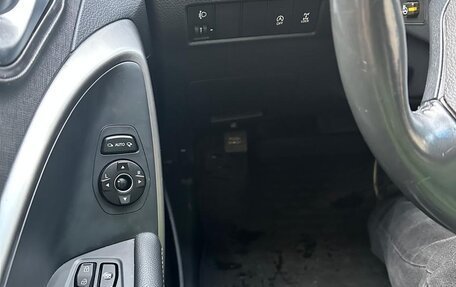 Hyundai Santa Fe III рестайлинг, 2018 год, 2 600 000 рублей, 13 фотография