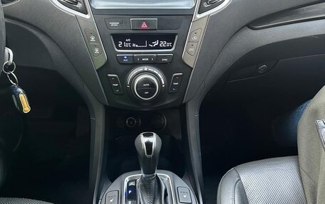 Hyundai Santa Fe III рестайлинг, 2018 год, 2 600 000 рублей, 10 фотография