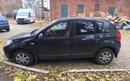 Renault Sandero I, 2011 год, 420 000 рублей, 2 фотография