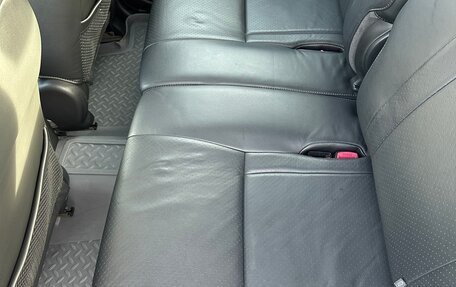 Toyota RAV4, 2004 год, 1 525 000 рублей, 14 фотография