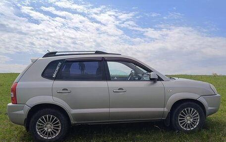 Hyundai Tucson III, 2008 год, 880 000 рублей, 6 фотография