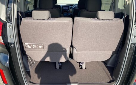 Honda Freed II, 2018 год, 1 160 000 рублей, 25 фотография