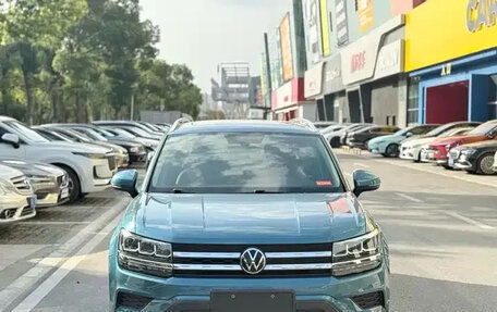 Volkswagen Tharu, 2022 год, 1 705 500 рублей, 2 фотография