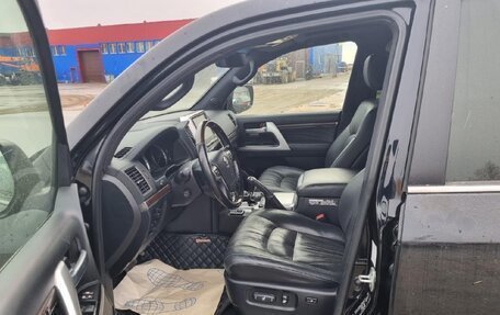 Toyota Land Cruiser 200, 2020 год, 8 285 000 рублей, 10 фотография