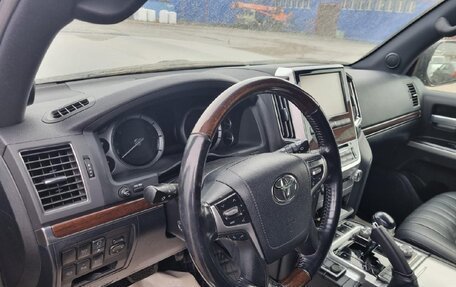 Toyota Land Cruiser 200, 2020 год, 8 285 000 рублей, 11 фотография