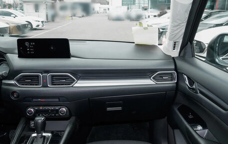 Mazda CX-5 II, 2025 год, 2 660 000 рублей, 34 фотография