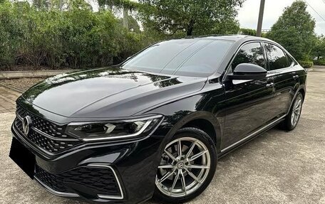 Volkswagen Passat B8 рестайлинг, 2022 год, 2 340 000 рублей, 1 фотография