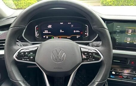 Volkswagen Passat B8 рестайлинг, 2022 год, 2 340 000 рублей, 28 фотография