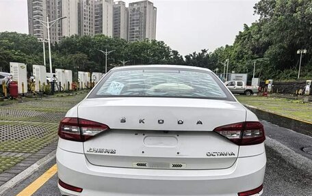 Skoda Octavia, 2021 год, 1 530 000 рублей, 5 фотография