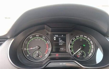 Skoda Octavia, 2021 год, 1 530 000 рублей, 9 фотография