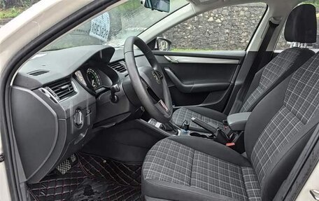 Skoda Octavia, 2021 год, 1 530 000 рублей, 13 фотография