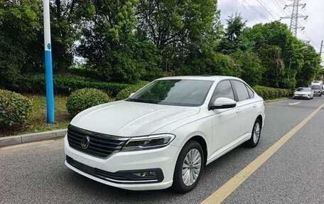 Volkswagen Lavida, 2022 год, 1 600 000 рублей, 1 фотография