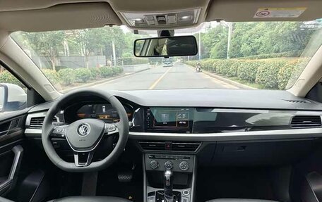 Volkswagen Lavida, 2022 год, 1 600 000 рублей, 7 фотография