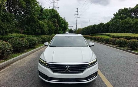 Volkswagen Lavida, 2022 год, 1 600 000 рублей, 2 фотография