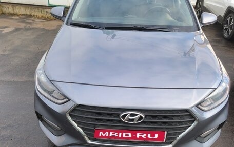 Hyundai Solaris II рестайлинг, 2018 год, 1 250 000 рублей, 1 фотография