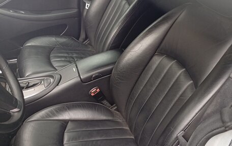 Mercedes-Benz CLS, 2006 год, 1 060 000 рублей, 10 фотография