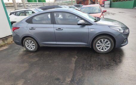 Hyundai Solaris II рестайлинг, 2018 год, 1 250 000 рублей, 3 фотография