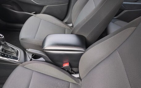 Hyundai Solaris II рестайлинг, 2018 год, 1 250 000 рублей, 5 фотография