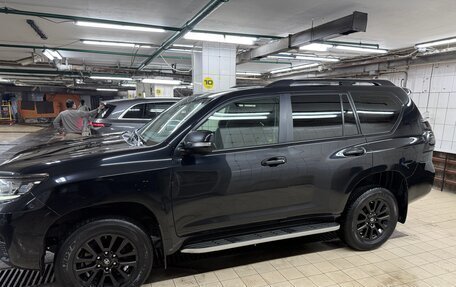 Toyota Land Cruiser Prado 150 рестайлинг 2, 2020 год, 5 700 000 рублей, 2 фотография